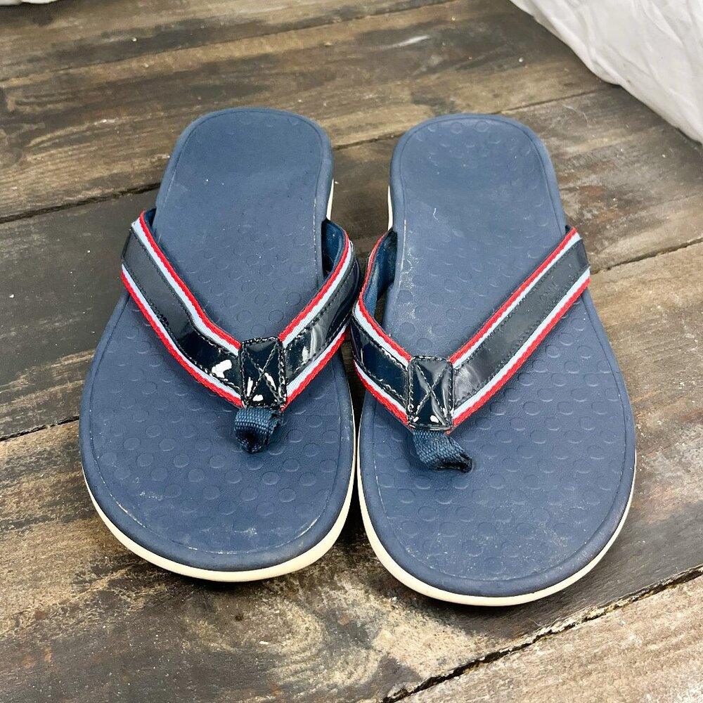 2712 Vionic Womens Tide Sport Toe Post Sandal Navy Blue Size 11W US Red White